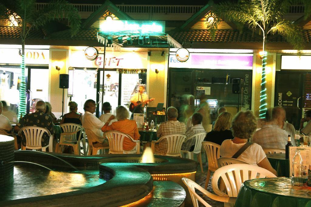 Windmill Resort Hotel Pattaya Zewnętrze zdjęcie
