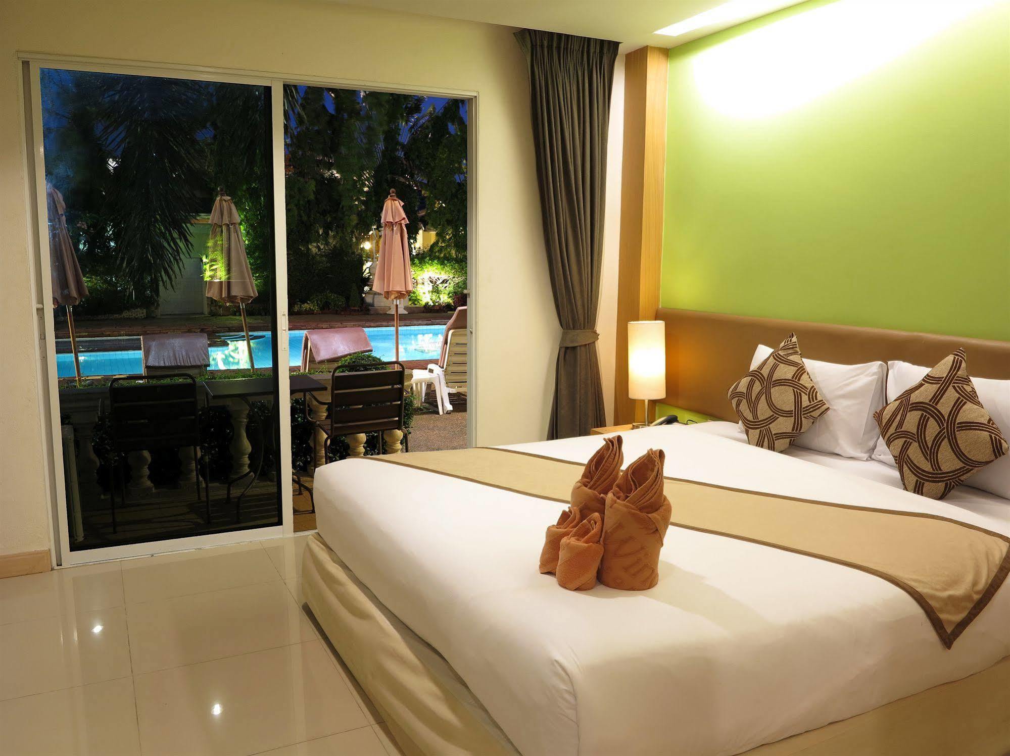 Windmill Resort Hotel Pattaya Zewnętrze zdjęcie