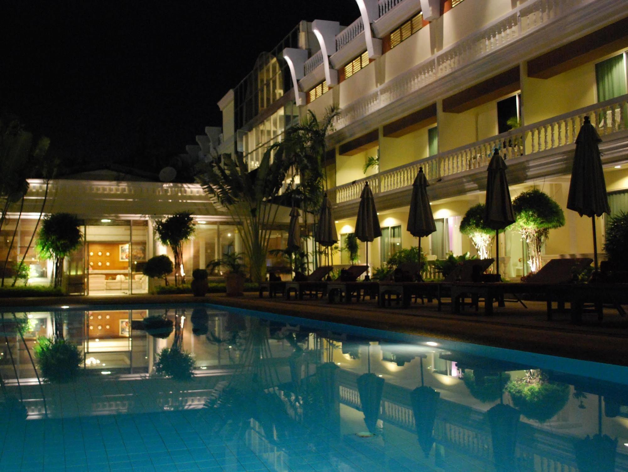 Windmill Resort Hotel Pattaya Zewnętrze zdjęcie